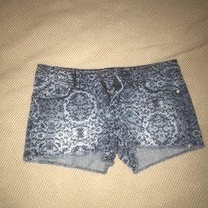 Denim shorts!